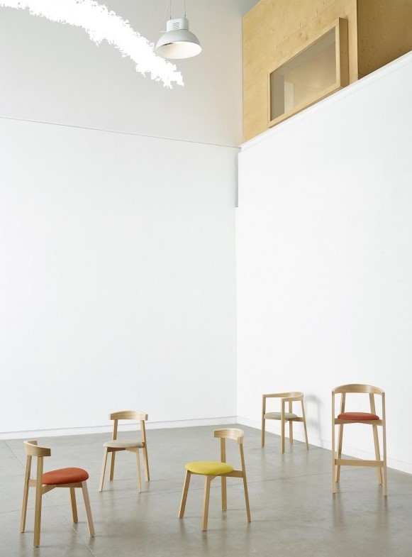 Krzesło UXI PAGED - obrazek 4