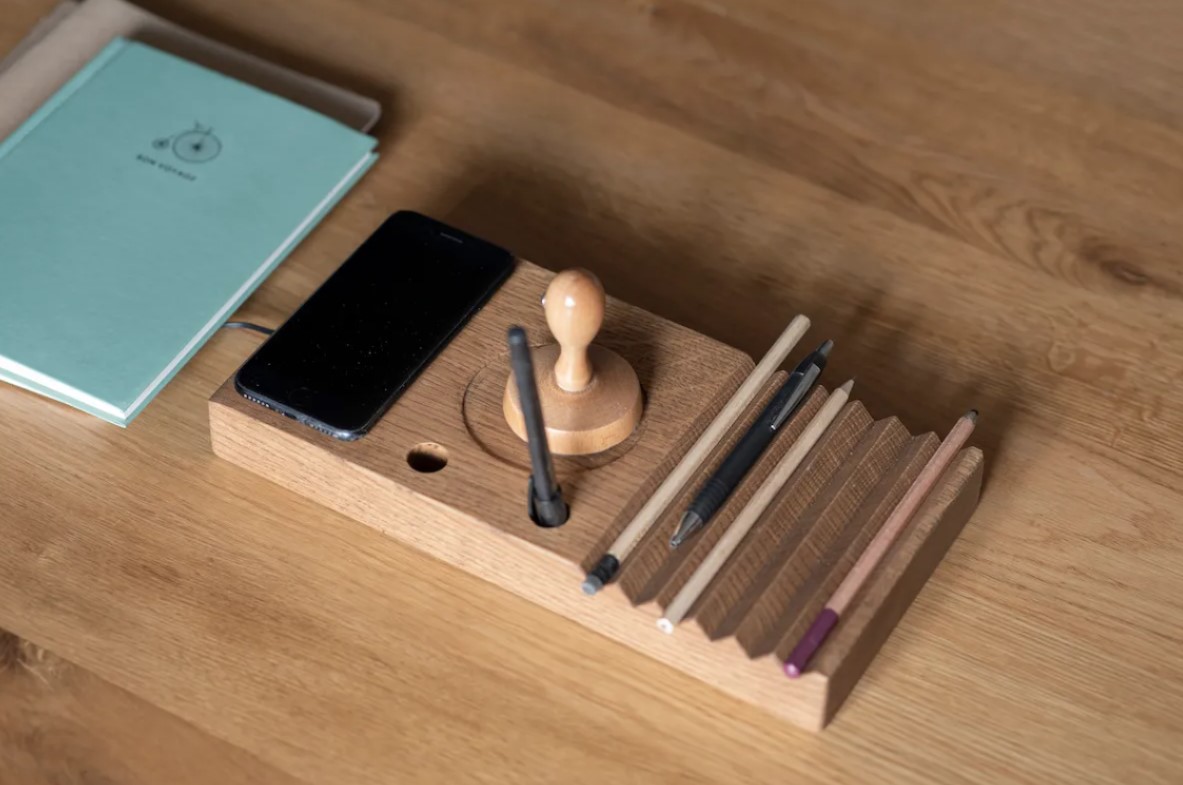 Organizer z ładowarką Szyszka Design - obrazek 2