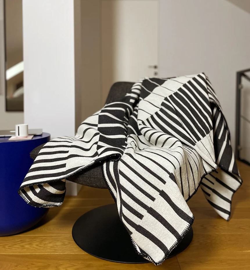 Narzuta 165×205/210cm OP-ART PIANO FORTE HOGAI - obrazek 3